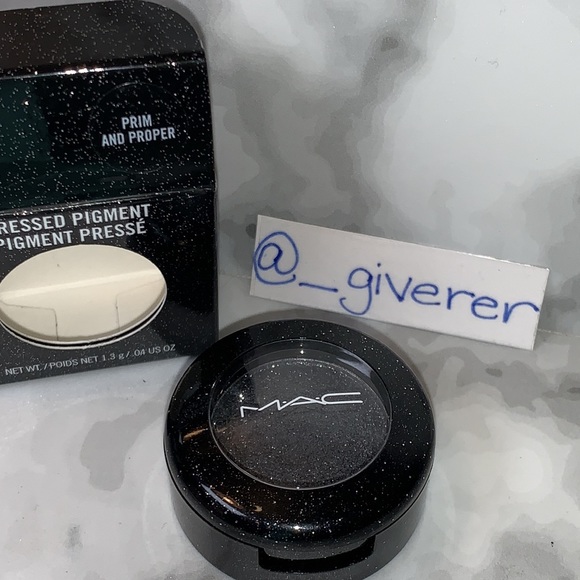 Prim And Proper Pressed Pigments Eyeshadow Heirloom Mix Collection MAC - Picture 7 of 16